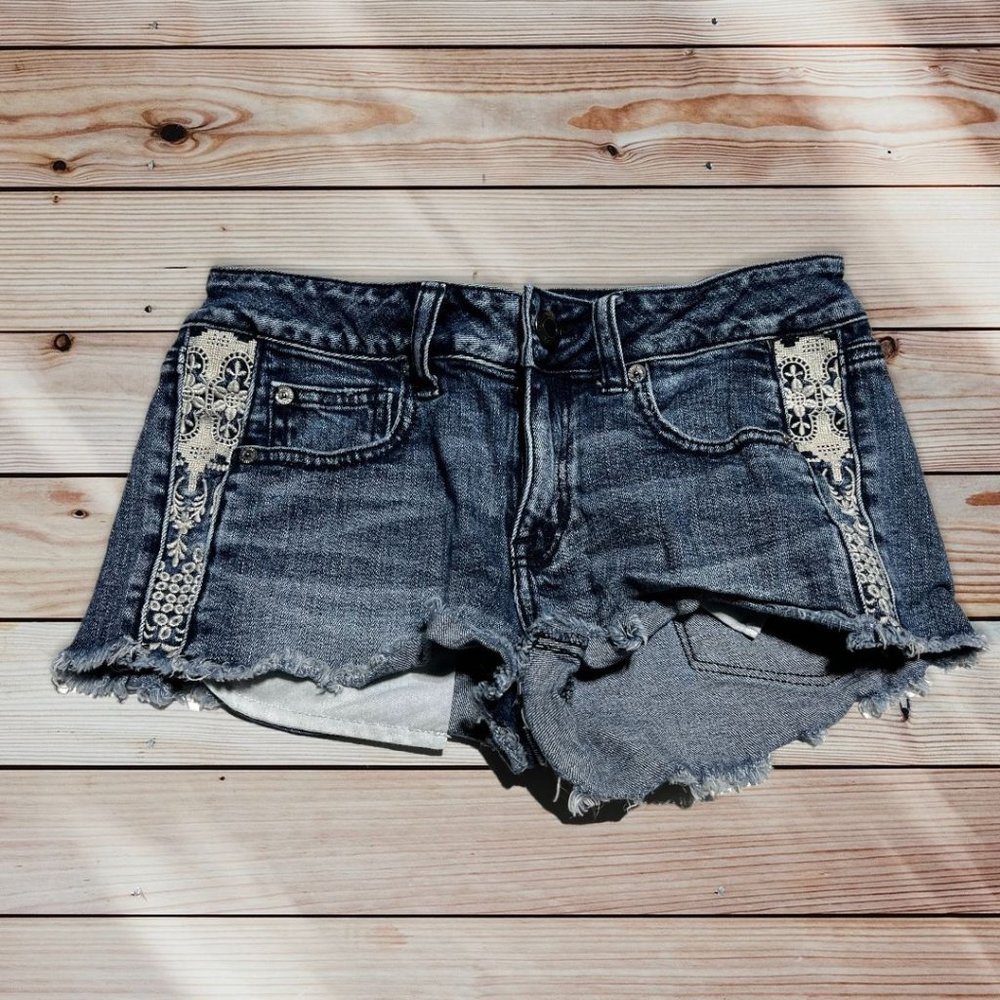 American Eagle Shortie Shorts Size 4